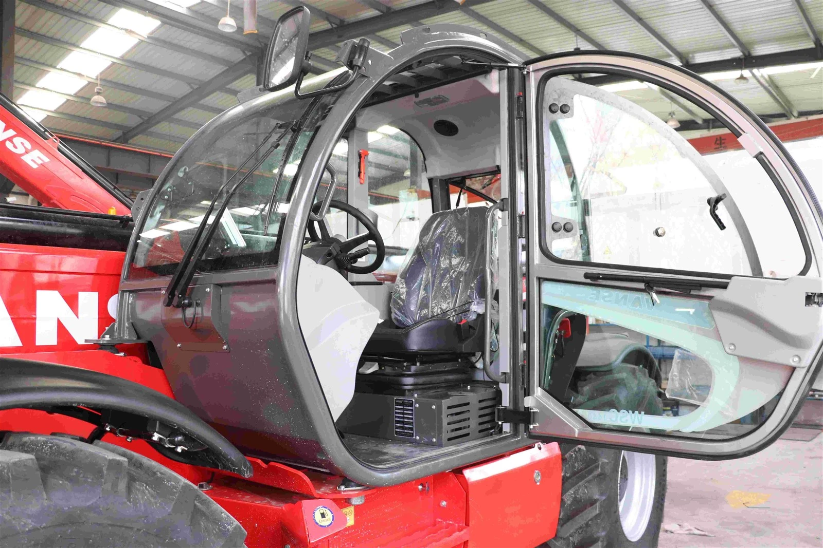 Reach Forklift
